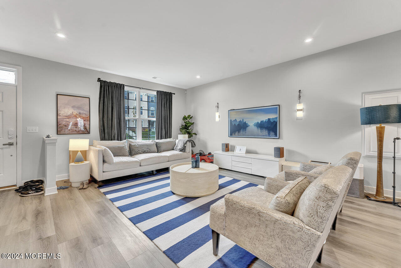 67 American Way, 267