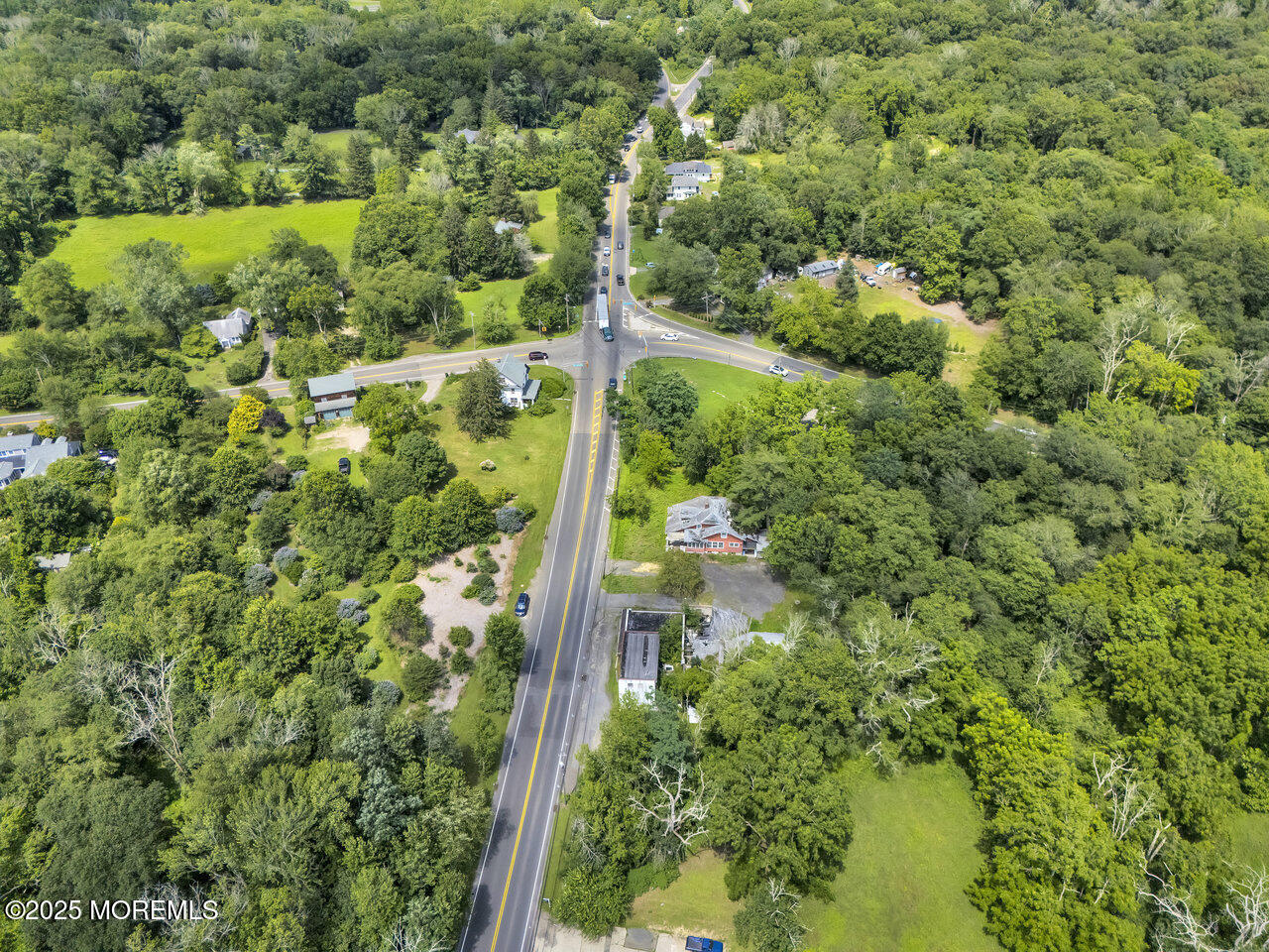 465 Lakewood Farmingdale Road