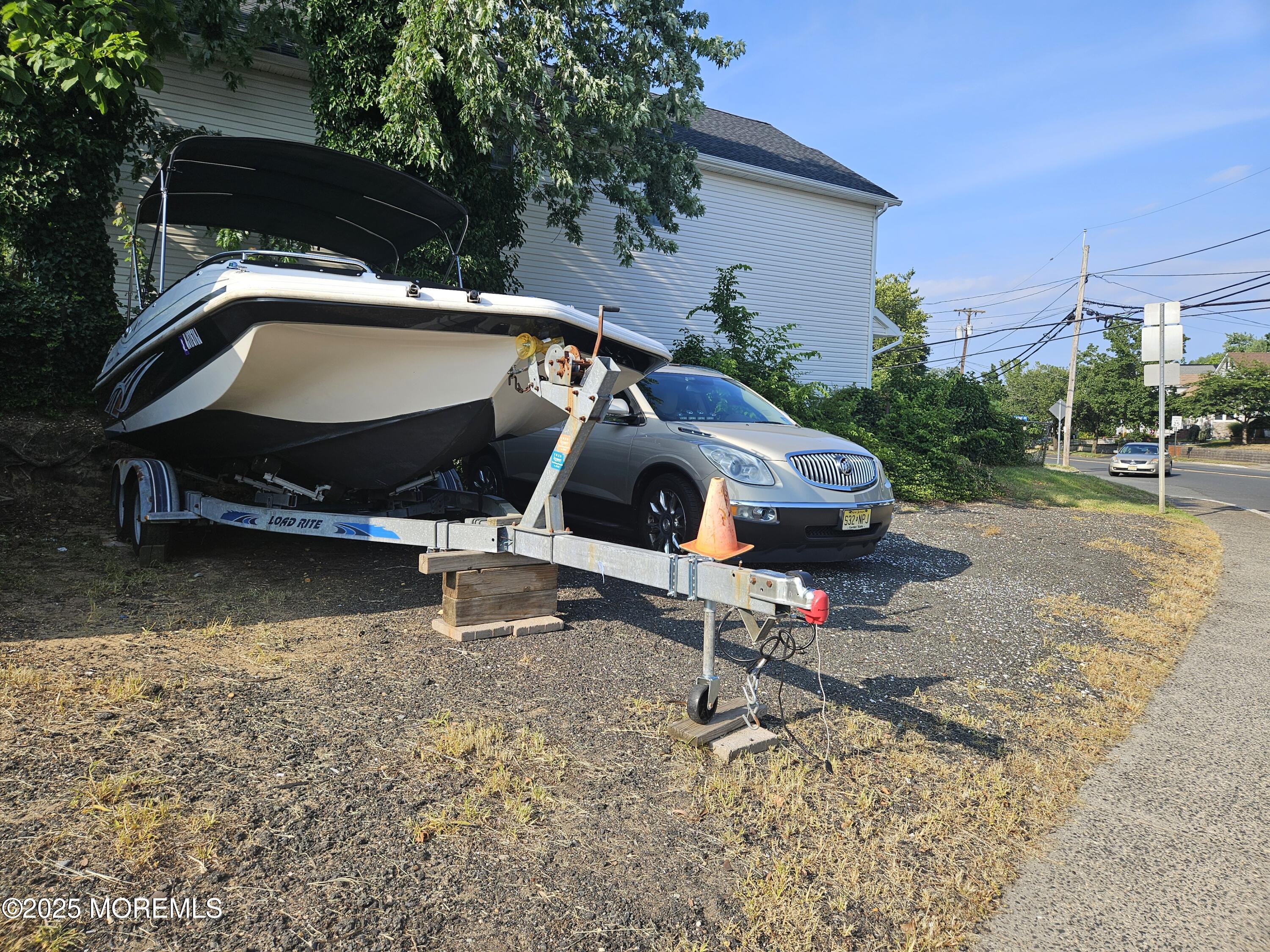 127 Chingarora Avenue