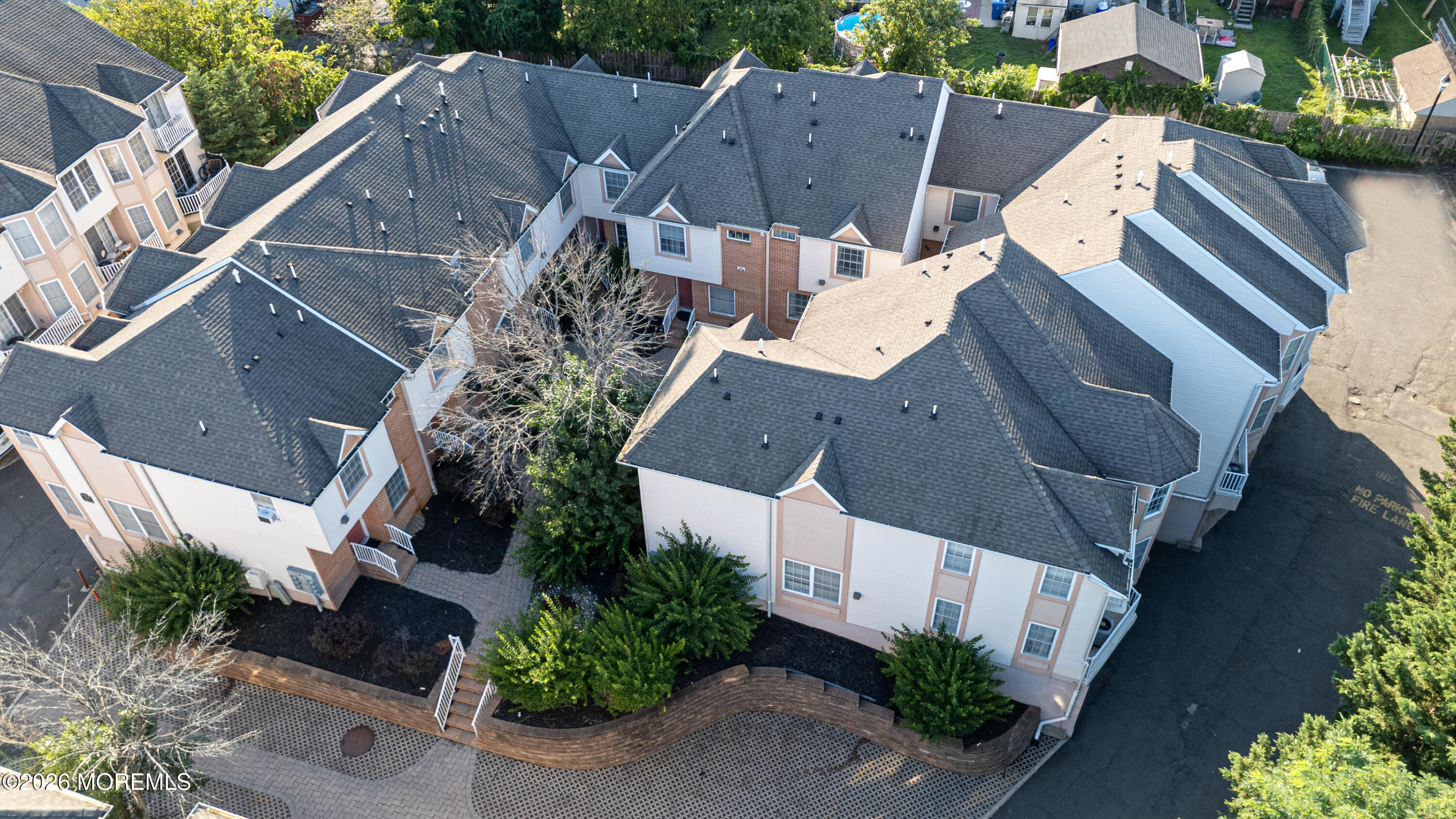 124 Adamecs Way 25