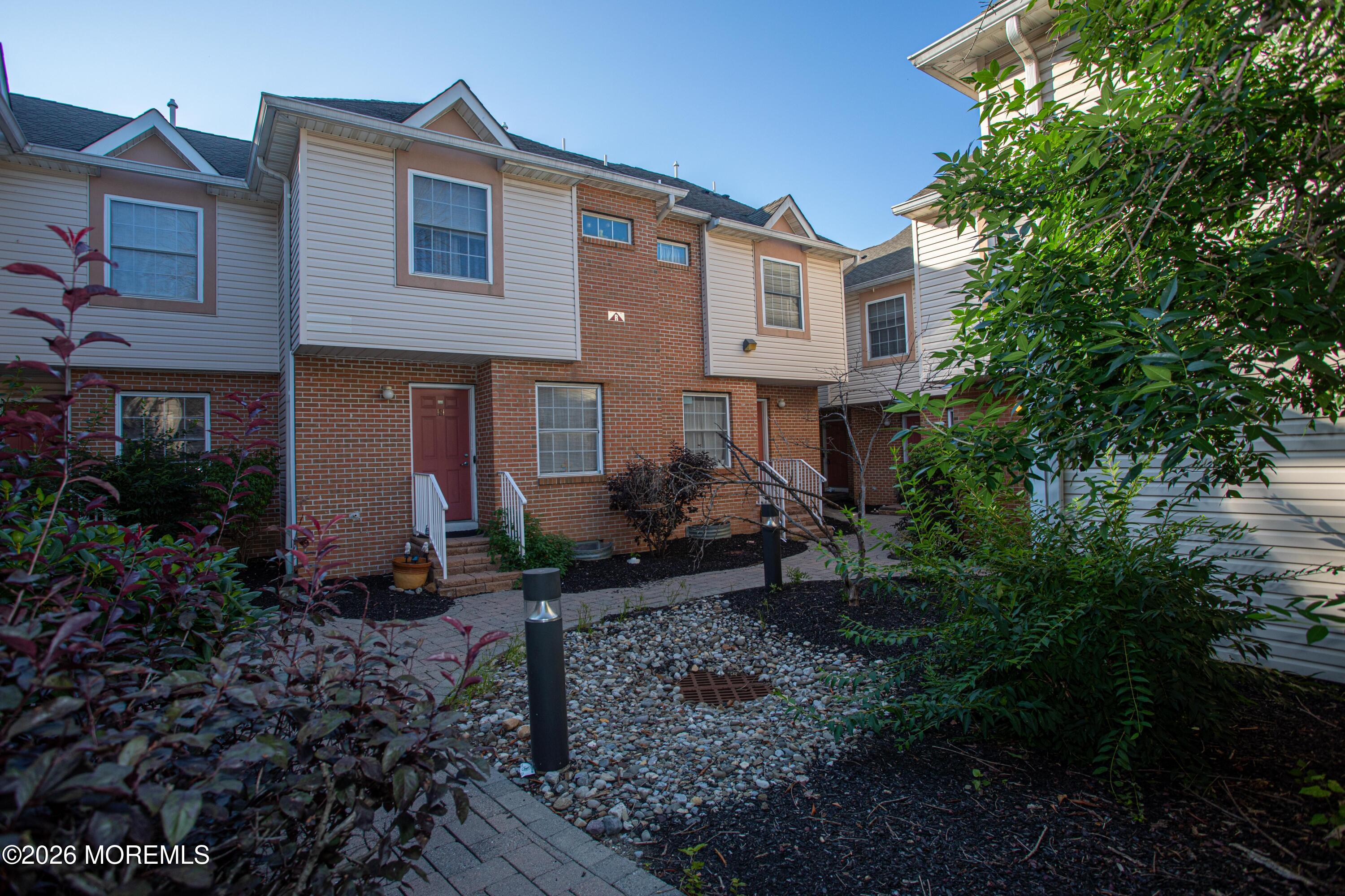 124 Adamecs Way 25