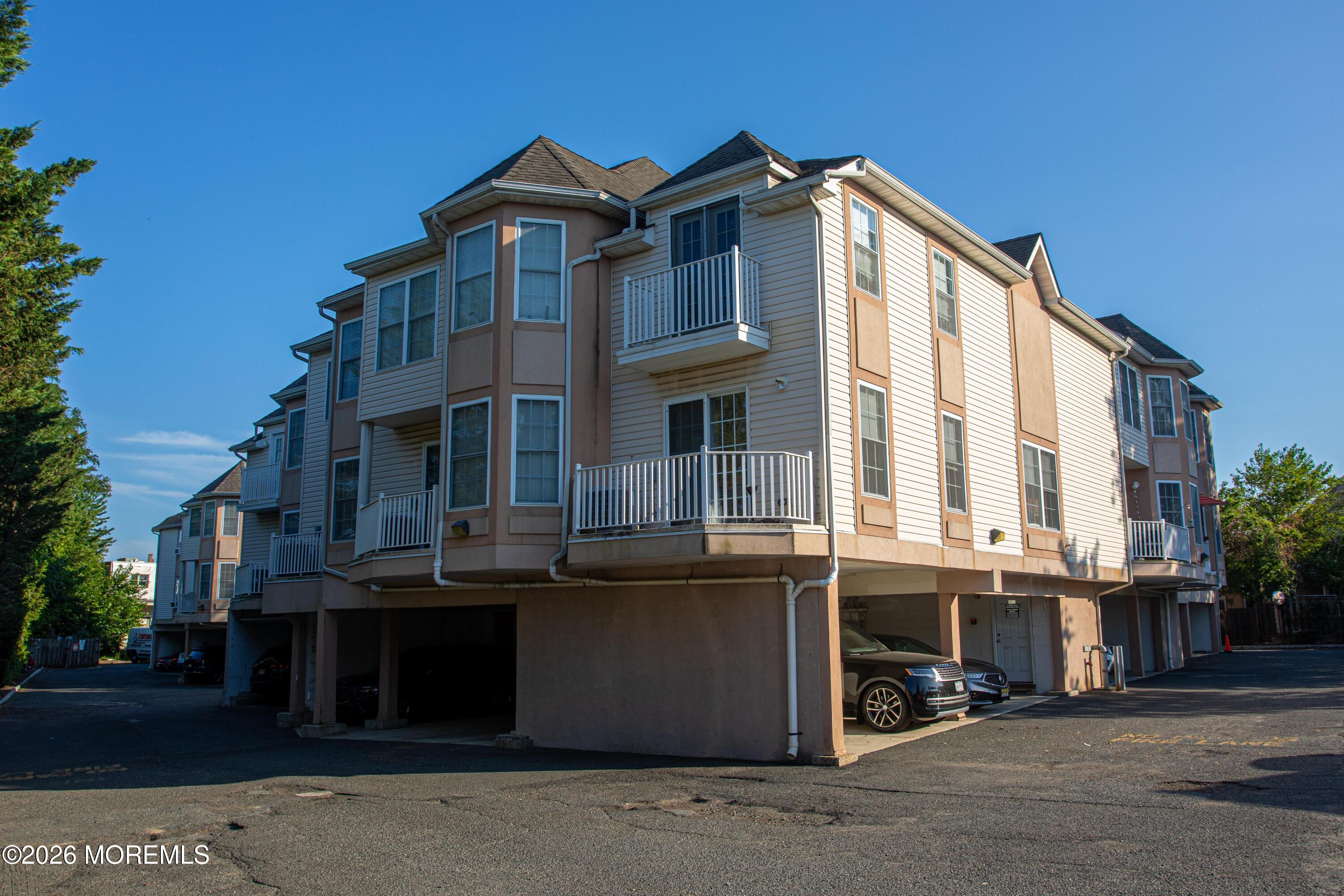 124 Adamecs Way 25