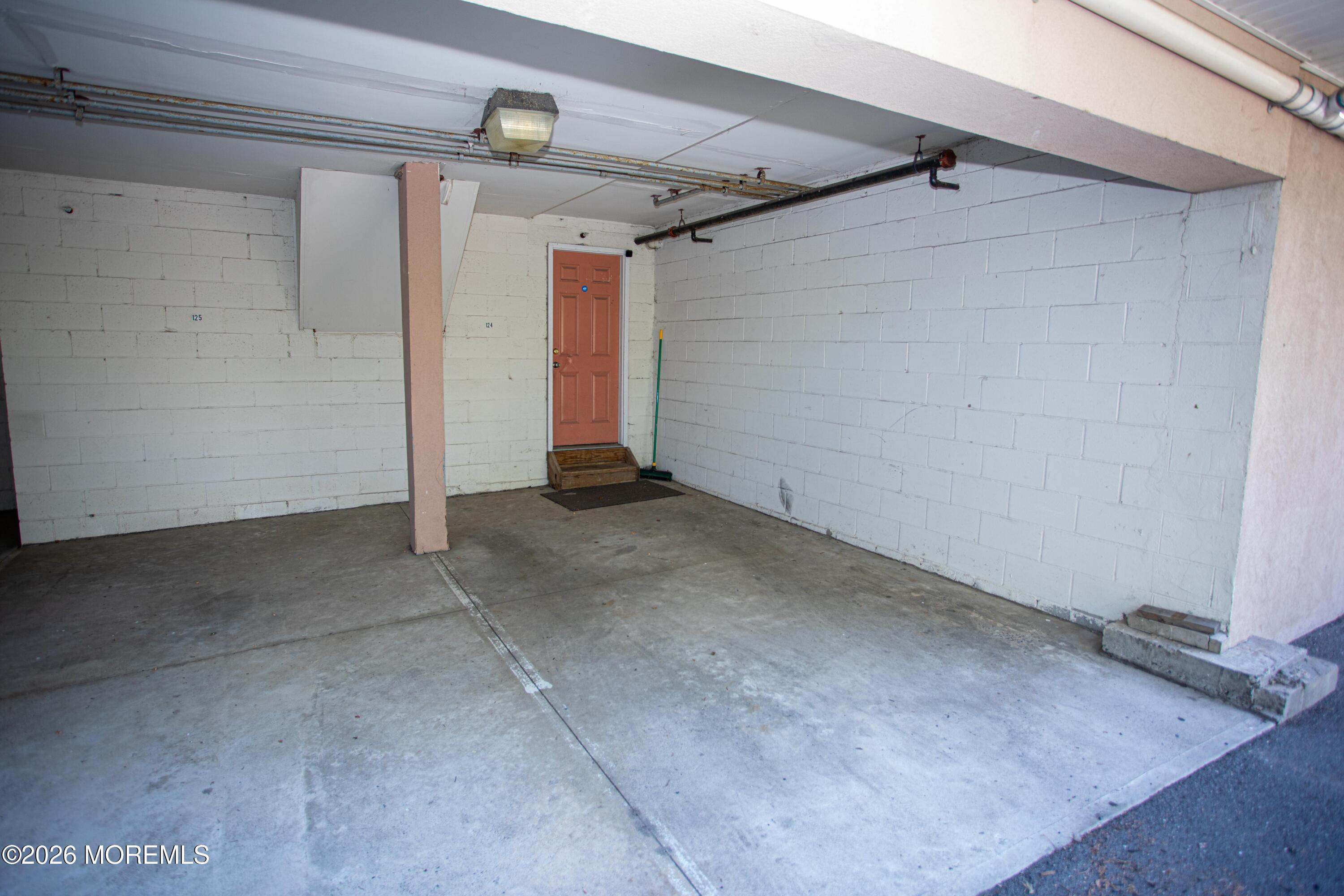 124 Adamecs Way 25