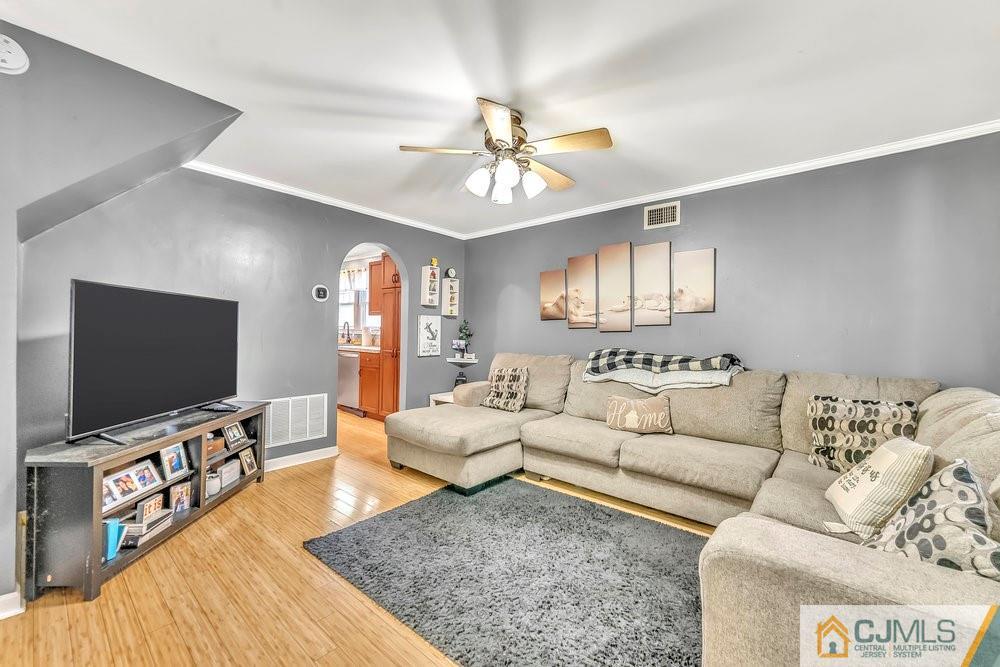 418 Catherine Street