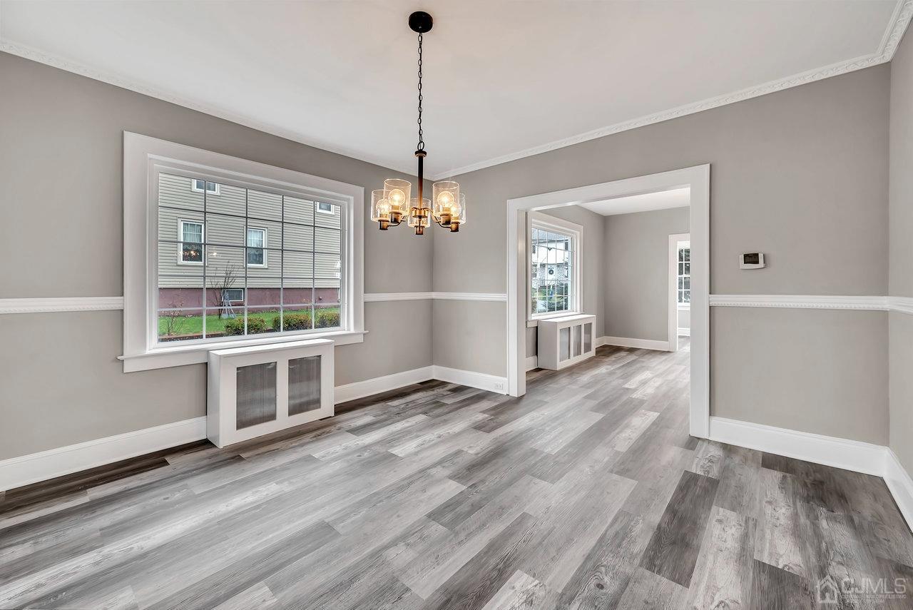 19 Burchard Street N