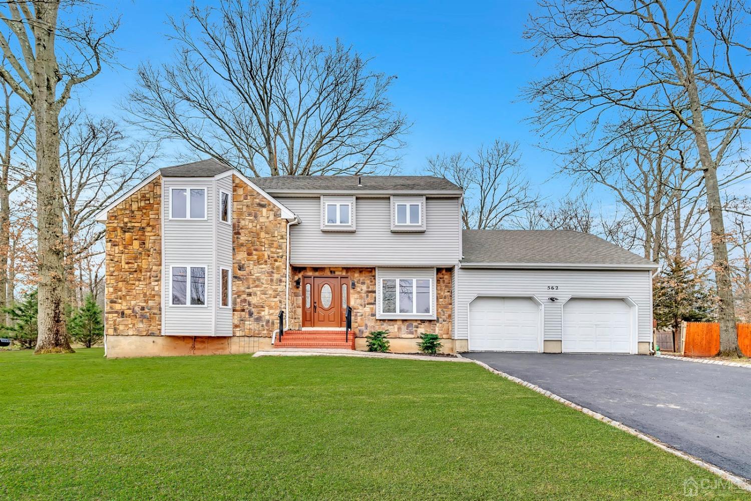 562 Pleasant View Road