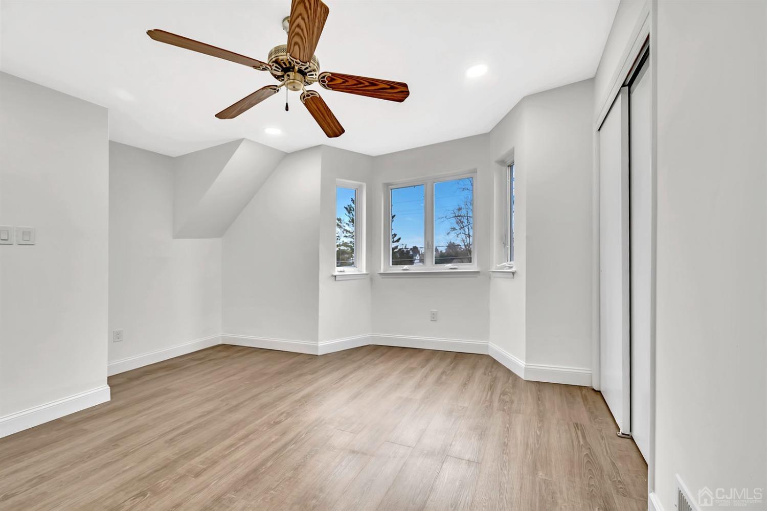 562 Pleasant View Road