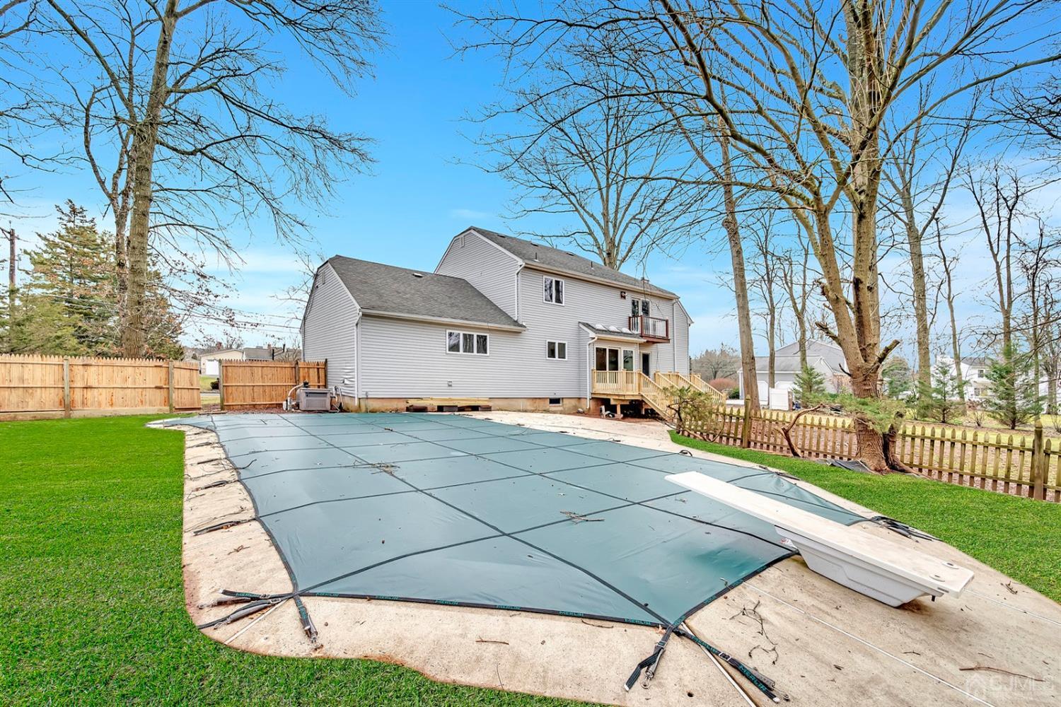 562 Pleasant View Road