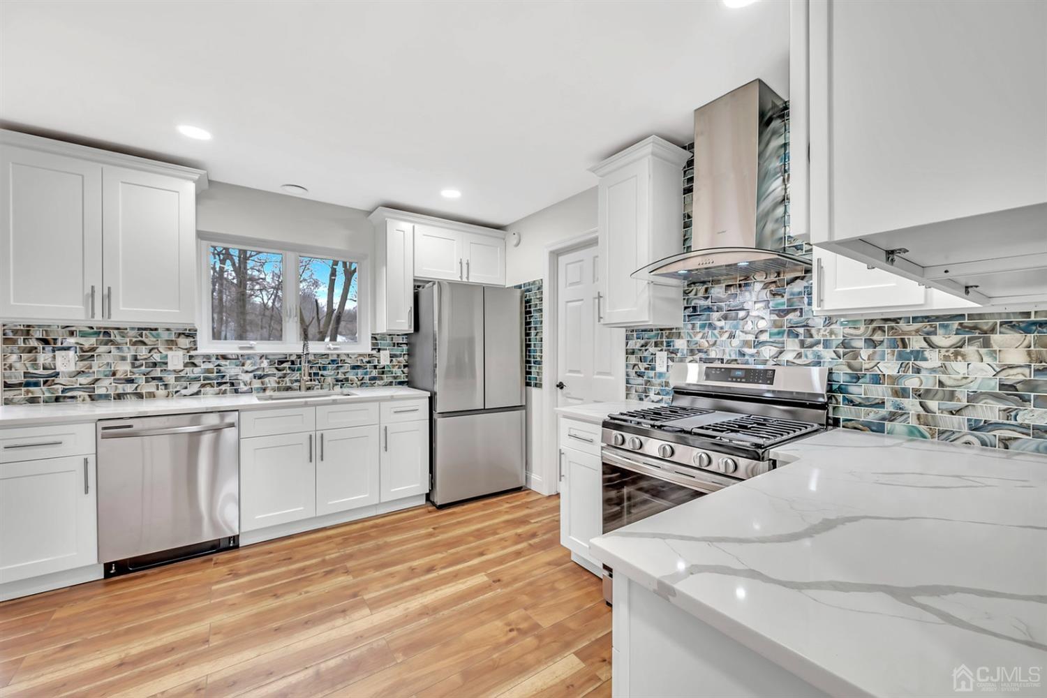 562 Pleasant View Road