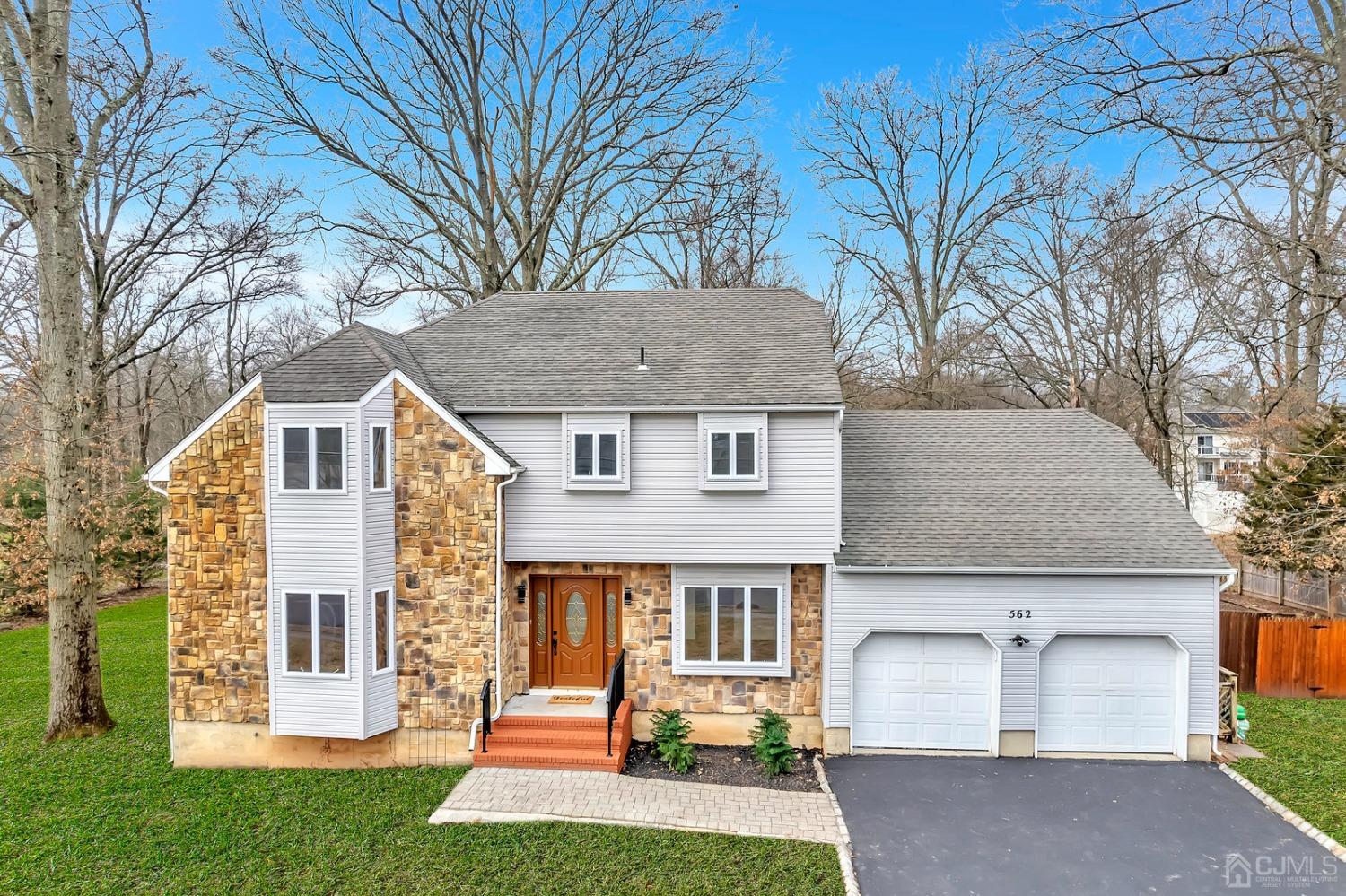 562 Pleasant View Road