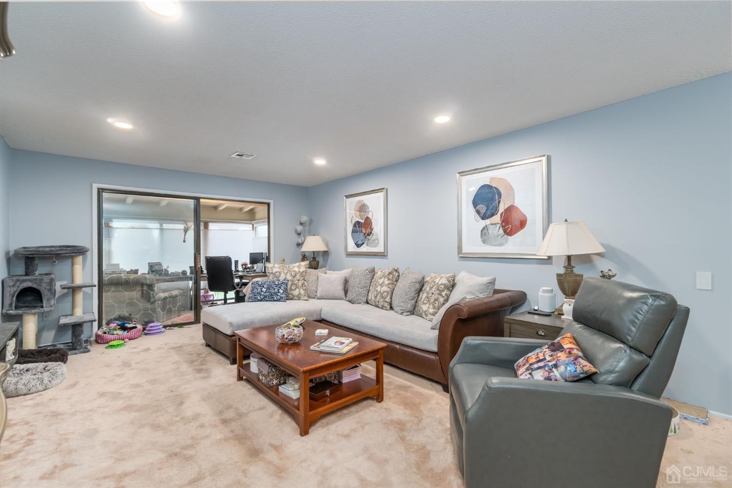 50 Juniper Plaza # B