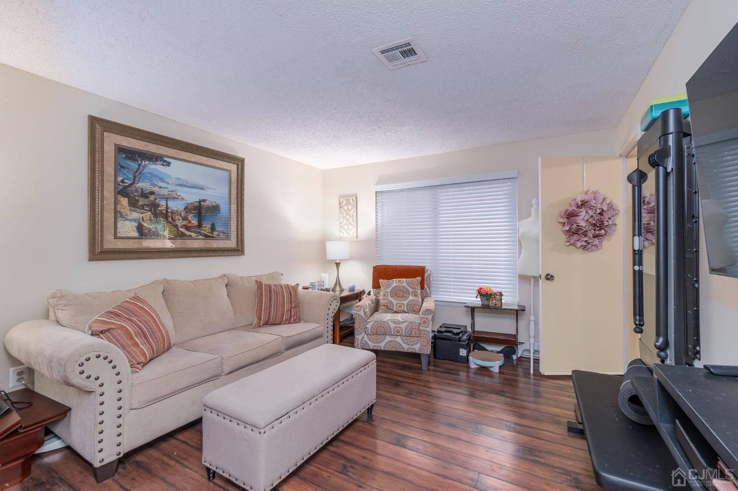 50 Juniper Plaza # B