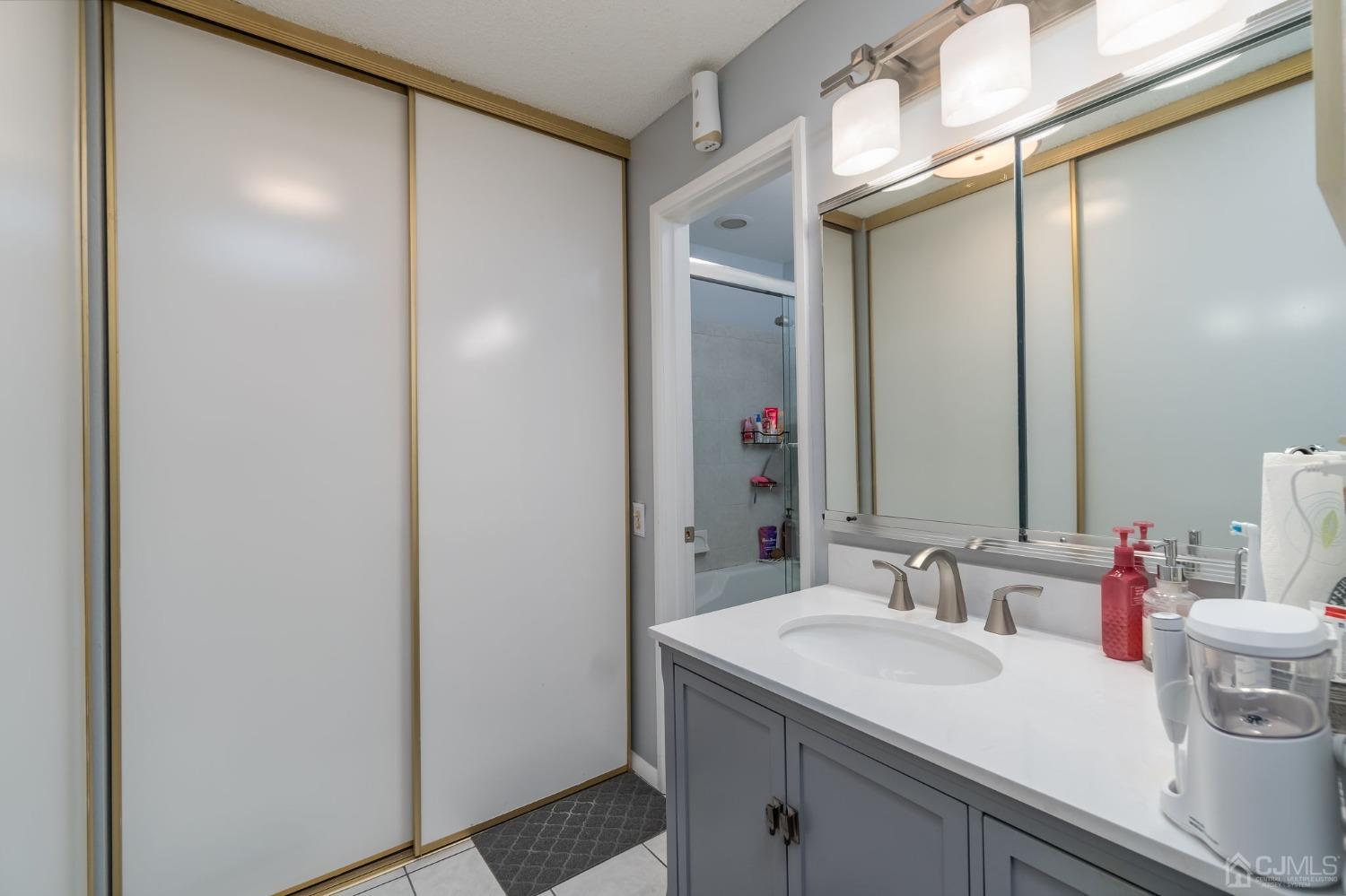 50 Juniper Plaza # B