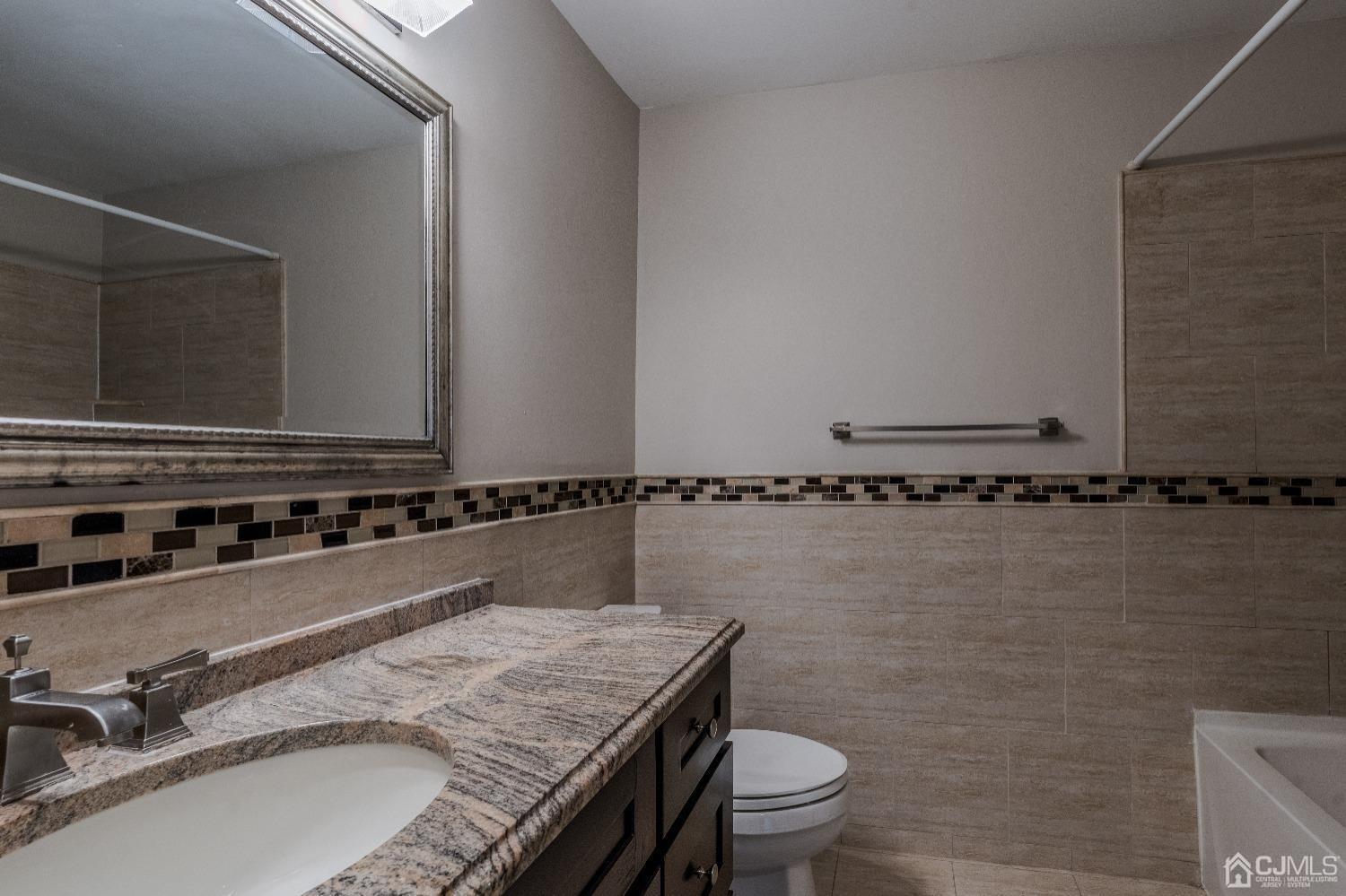 255 Alpine Way Street