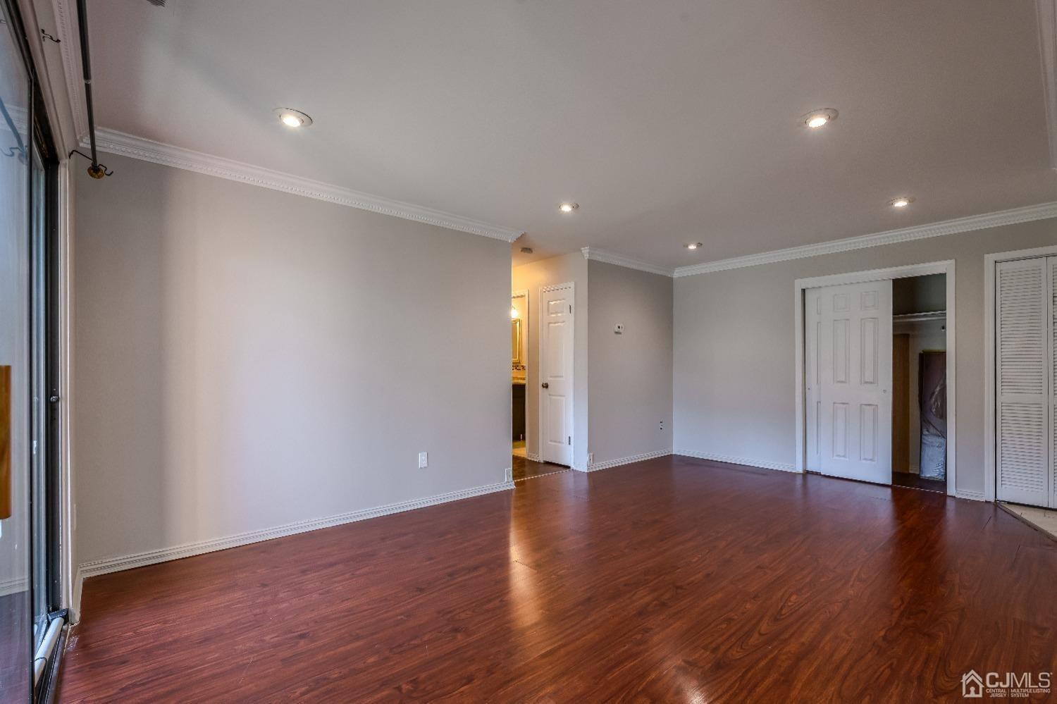 255 Alpine Way Street