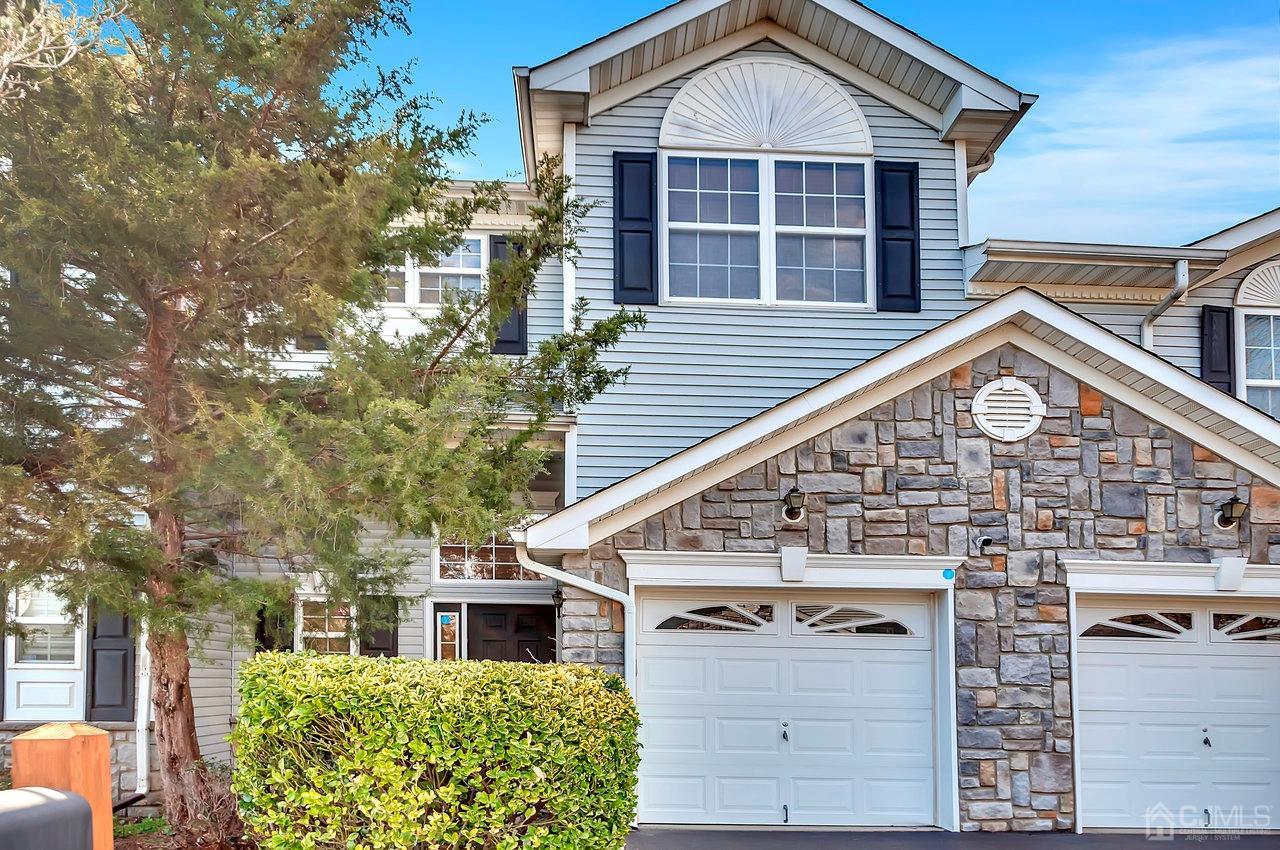 5 Rondell Lane # 198