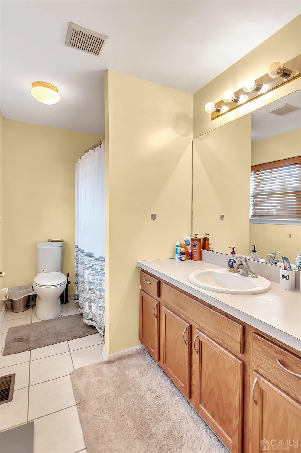 5 Rondell Lane # 198