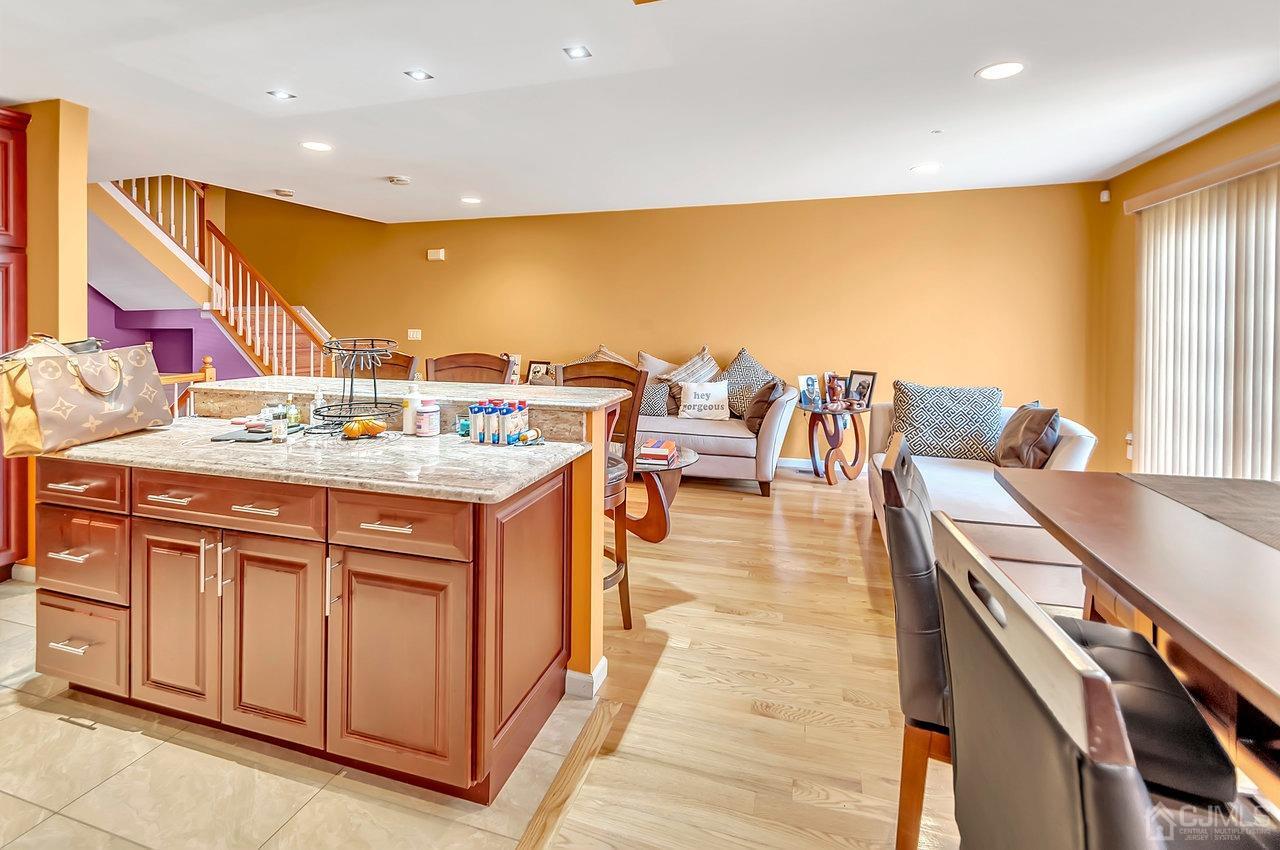 5 Rondell Lane # 198