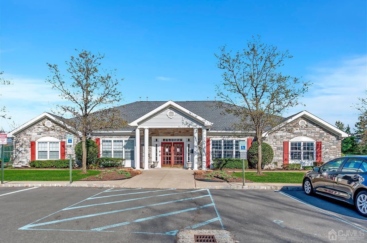 5 Rondell Lane # 198