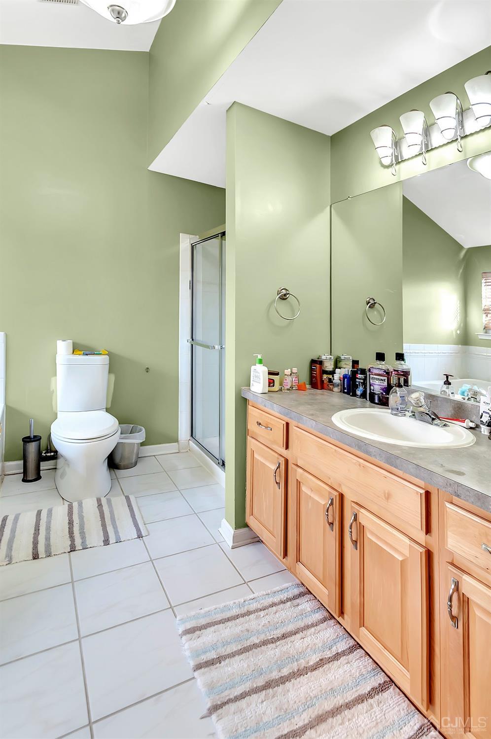 5 Rondell Lane # 198