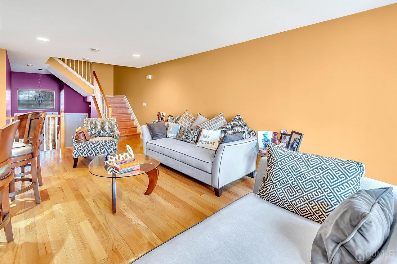 5 Rondell Lane # 198