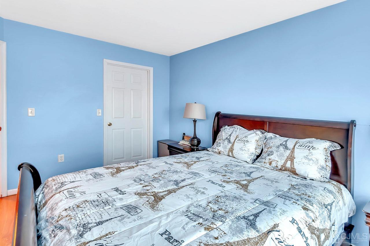 5 Rondell Lane # 198