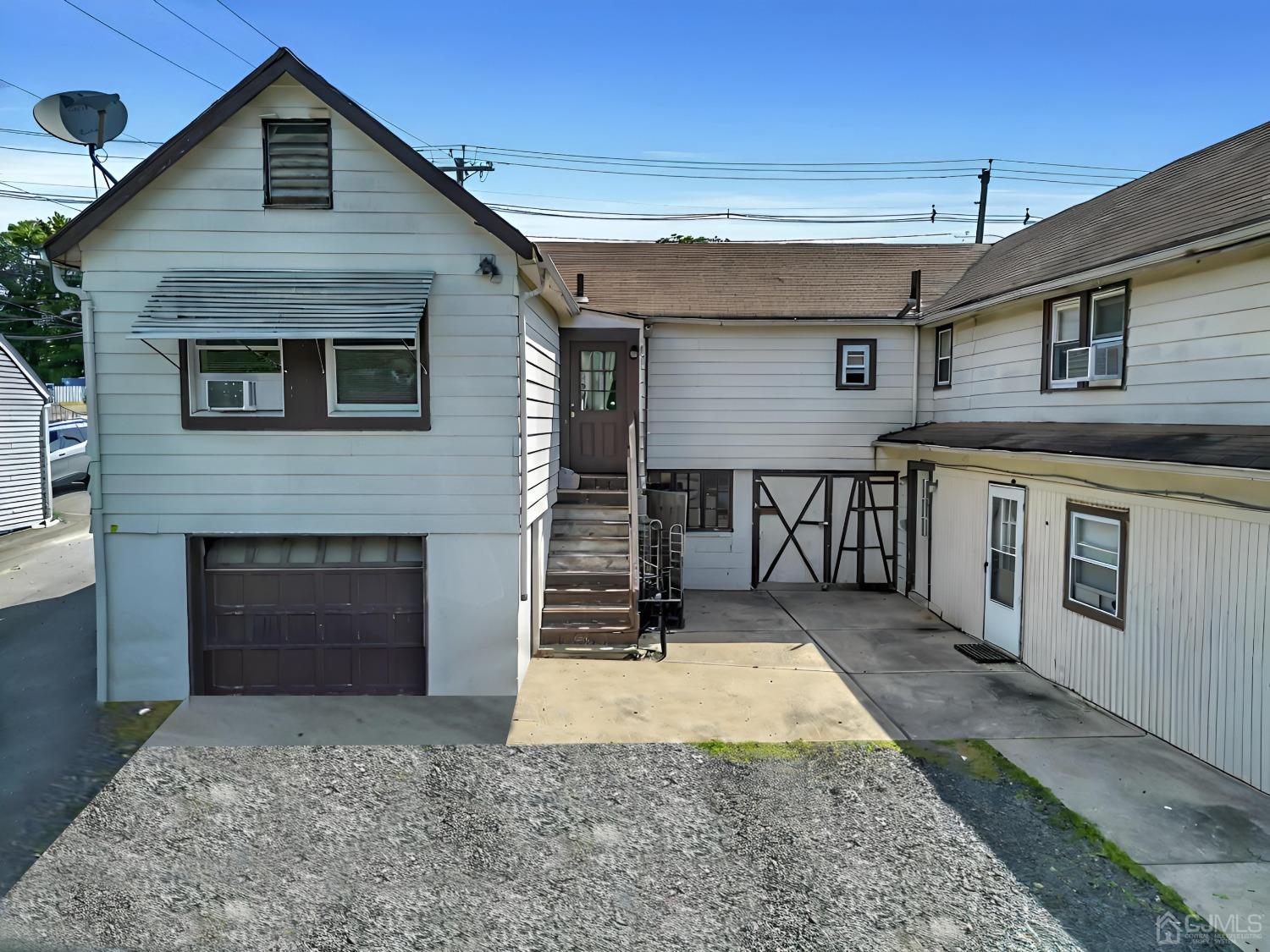 129 Amboy Avenue