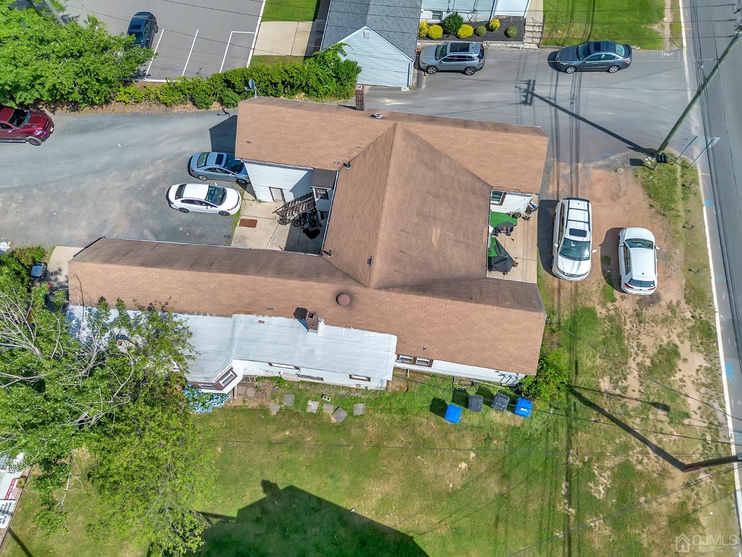 129 Amboy Avenue