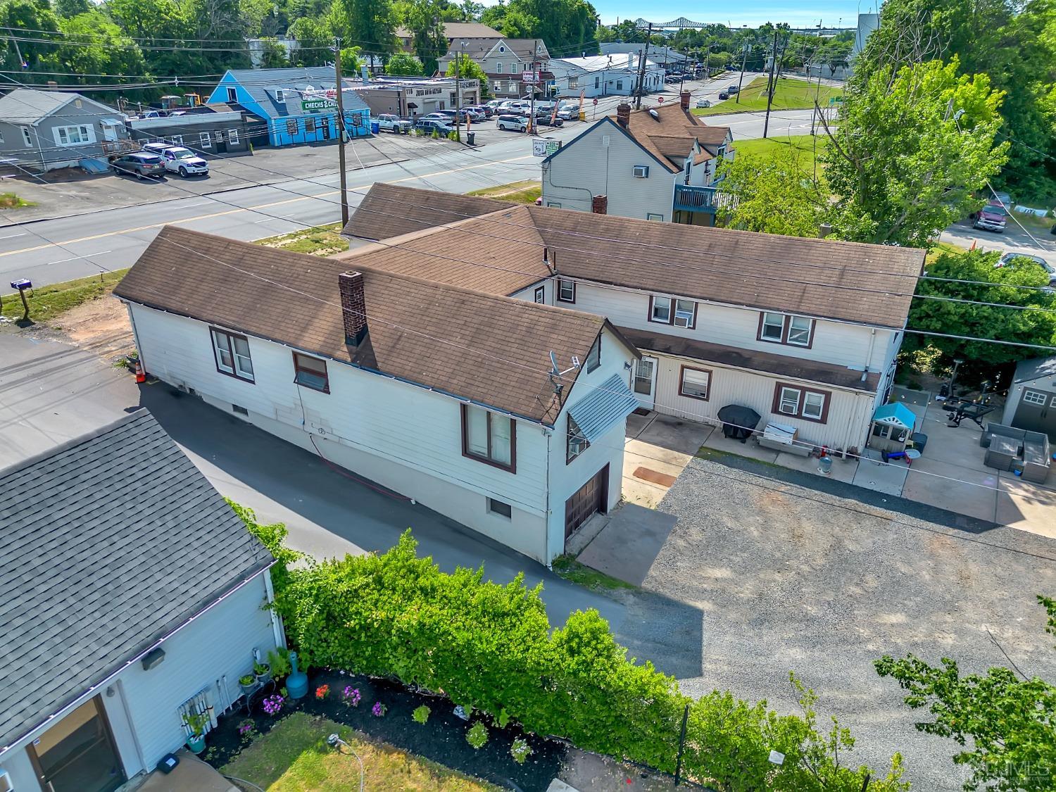 129 Amboy Avenue