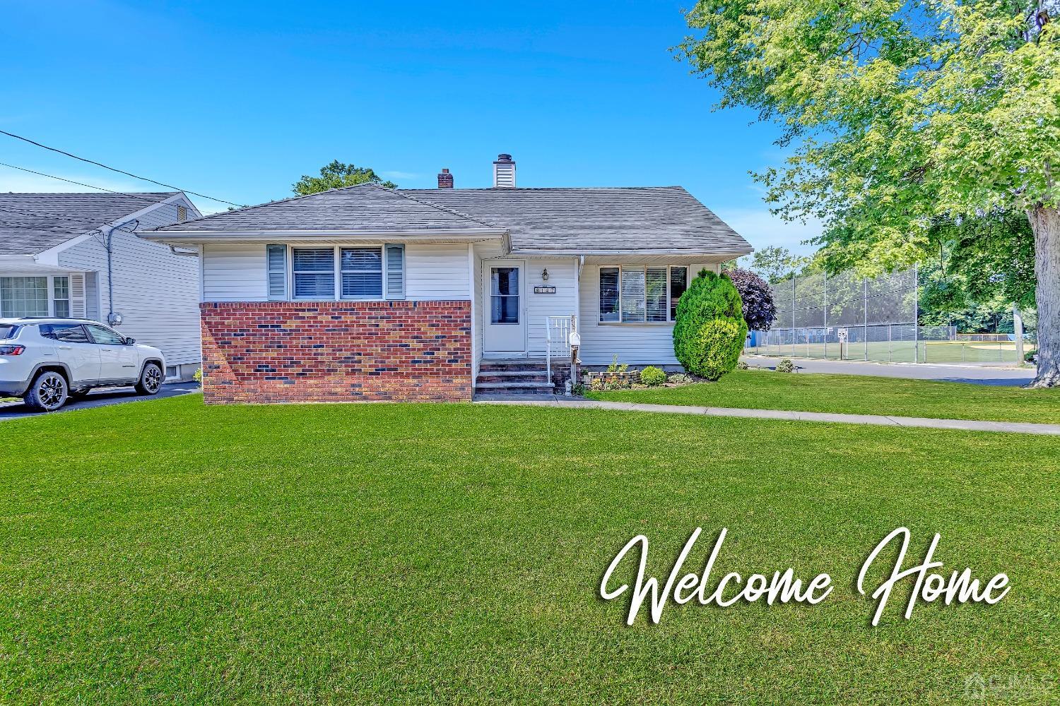 147 Hazelwood Avenue