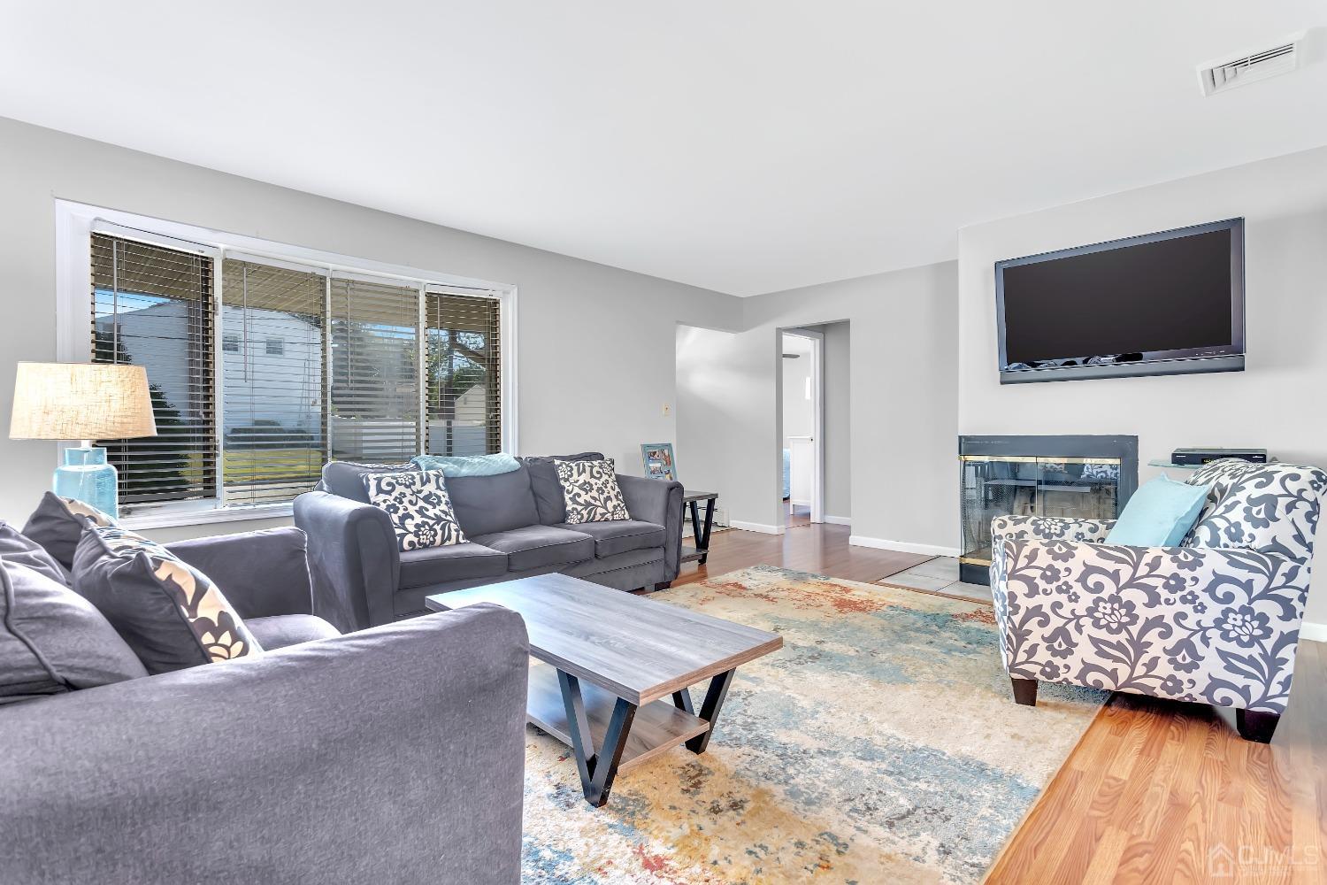 147 Hazelwood Avenue