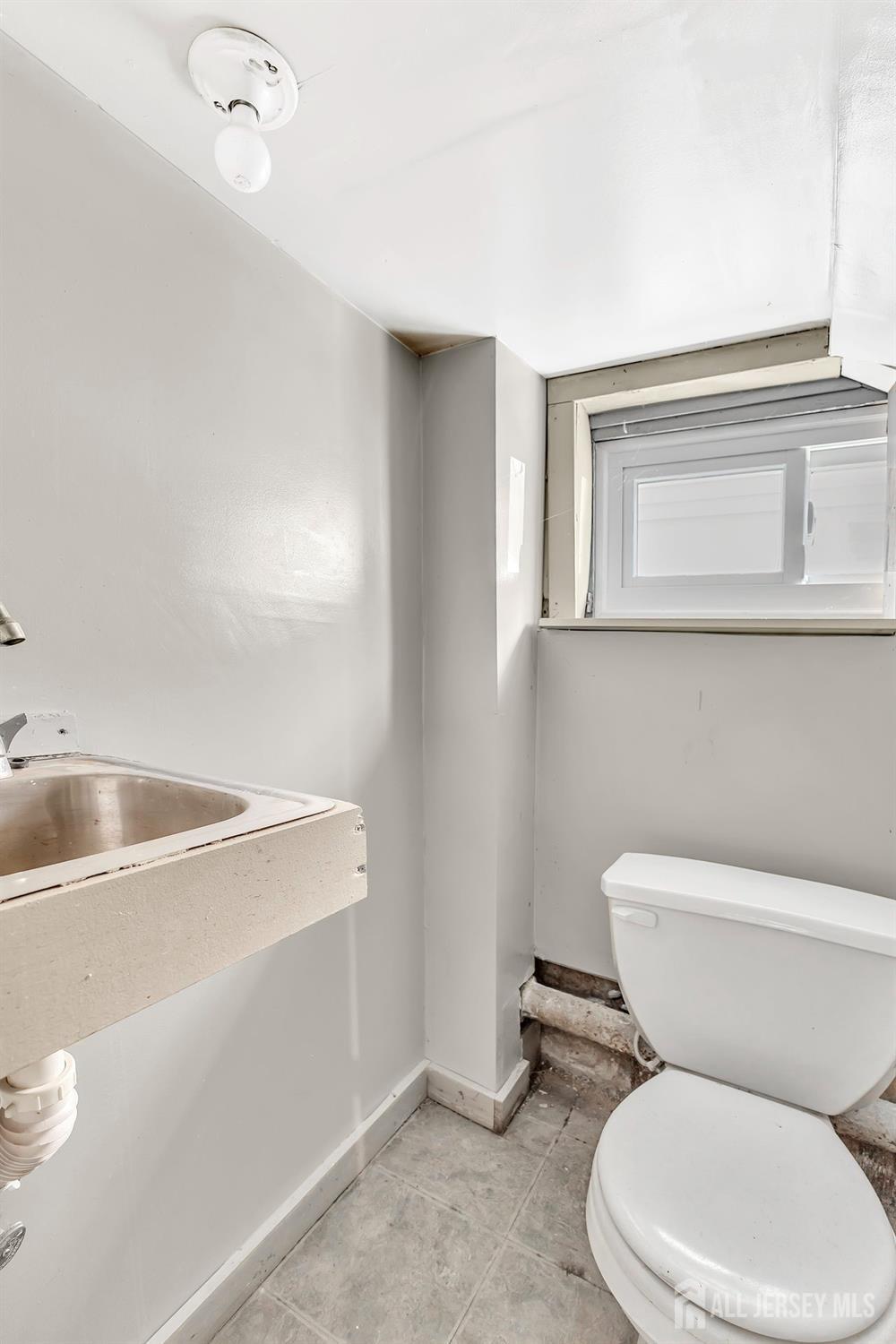 79 Midland Boulevard