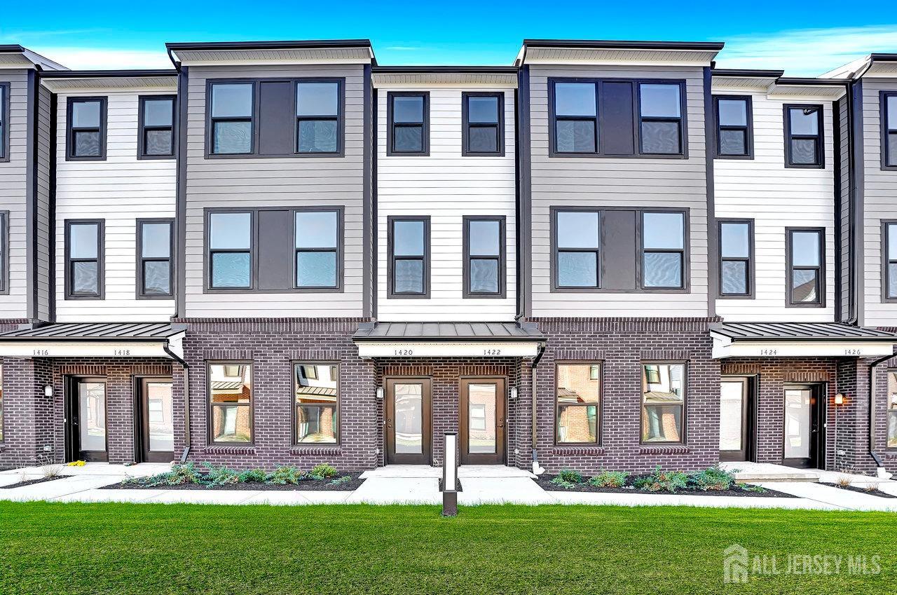 1422 Sadie Circle # 1422