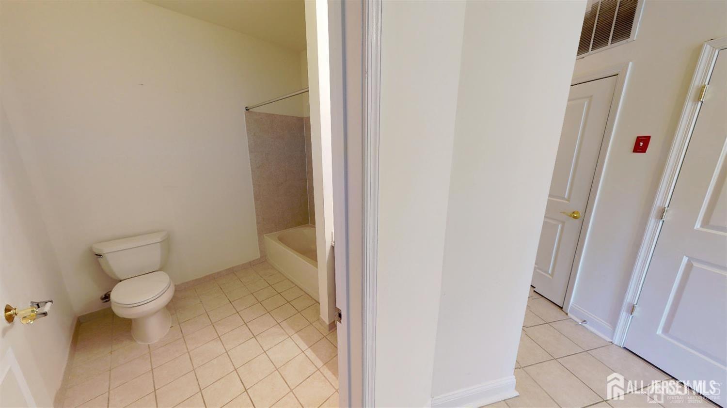 6303 Fernandez Court