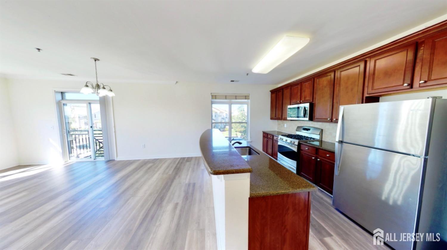 6303 Fernandez Court