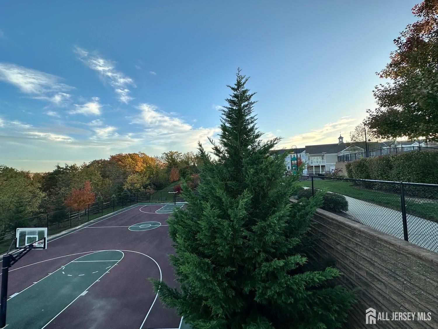 6303 Fernandez Court