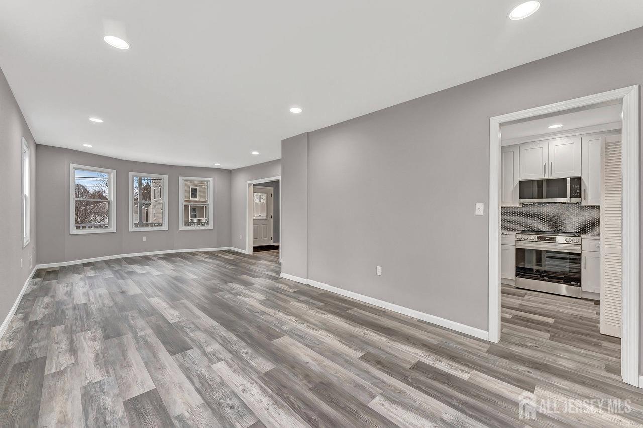 33 Christopher Street