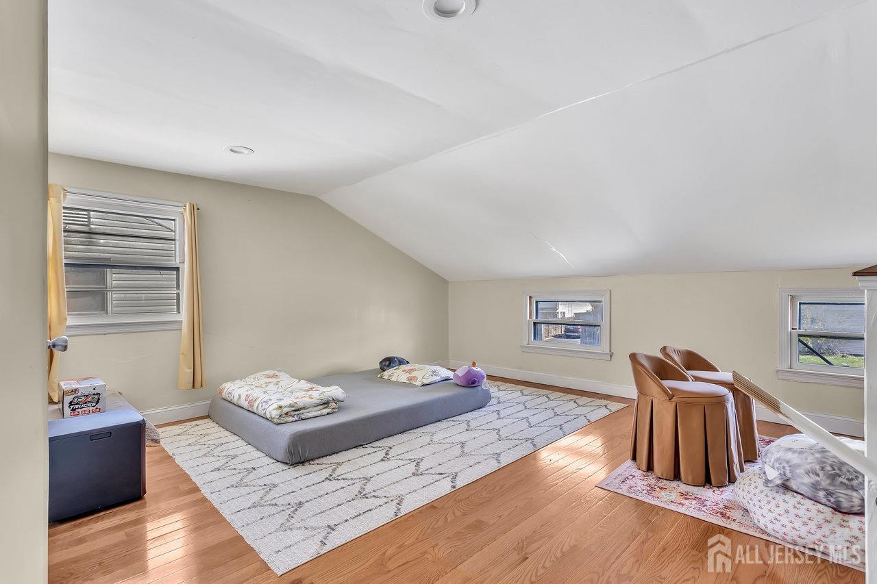 109 S Harrison Avenue