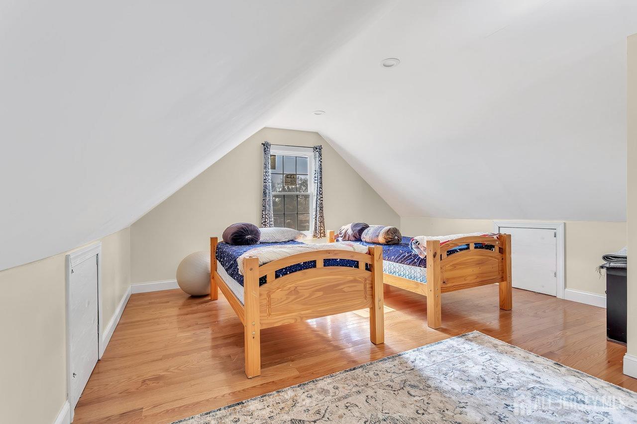 109 S Harrison Avenue