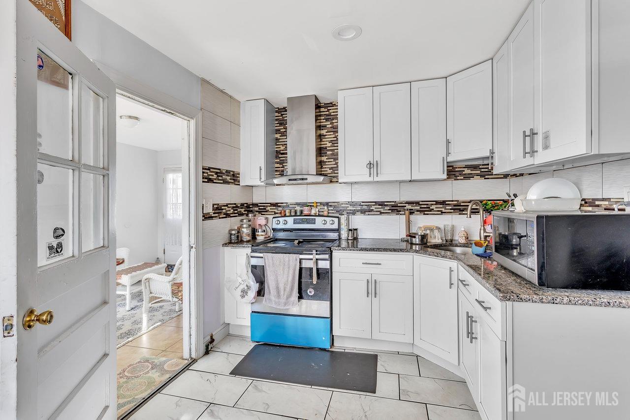 109 S Harrison Avenue