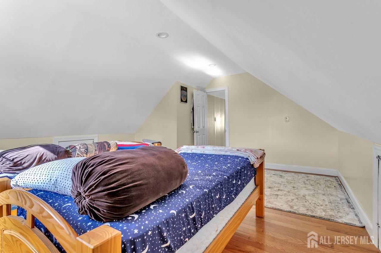 109 S Harrison Avenue