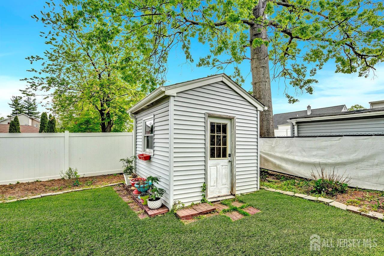 96 Chain O Hills Road