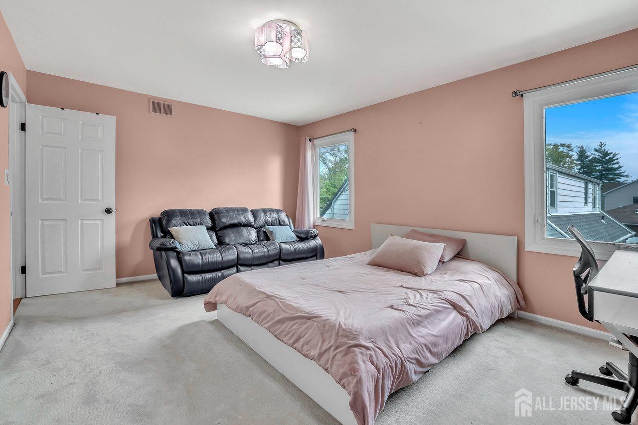 96 Chain O Hills Road