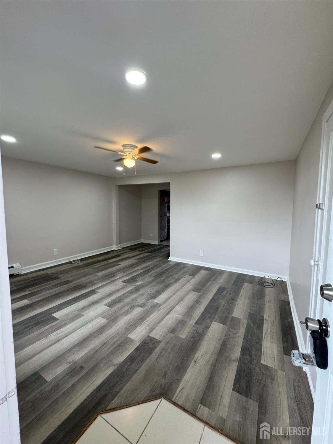 2451 Saint Georges Avenue