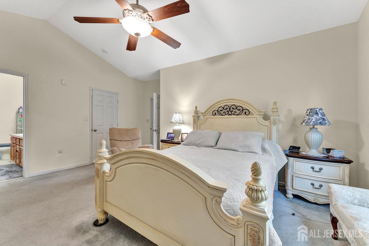 32 Prusakowski Boulevard