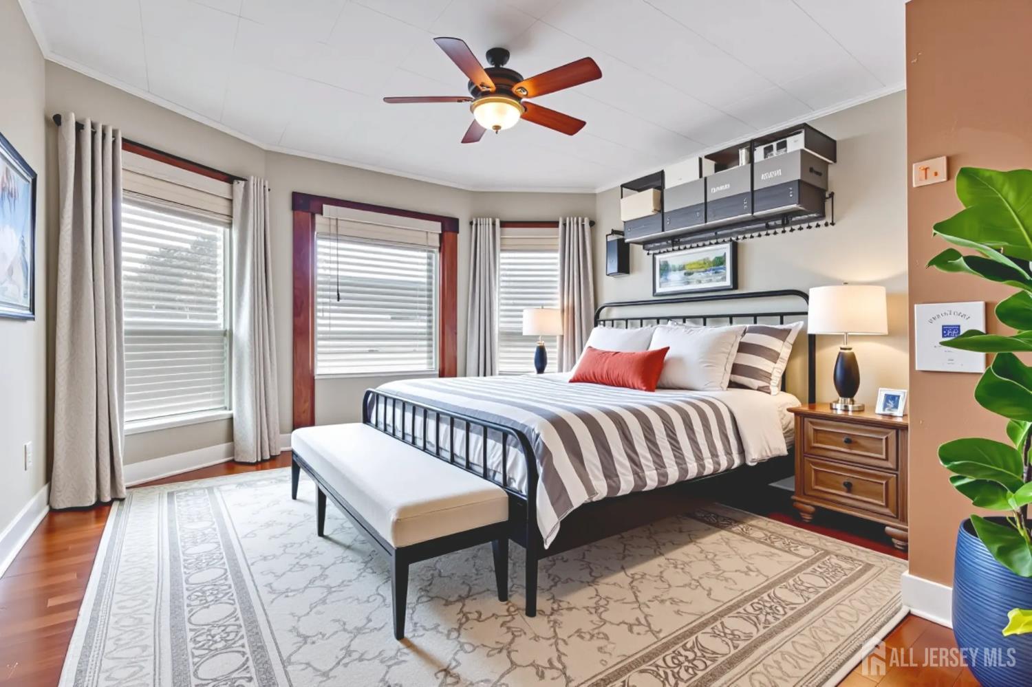 200 S Washington Avenue