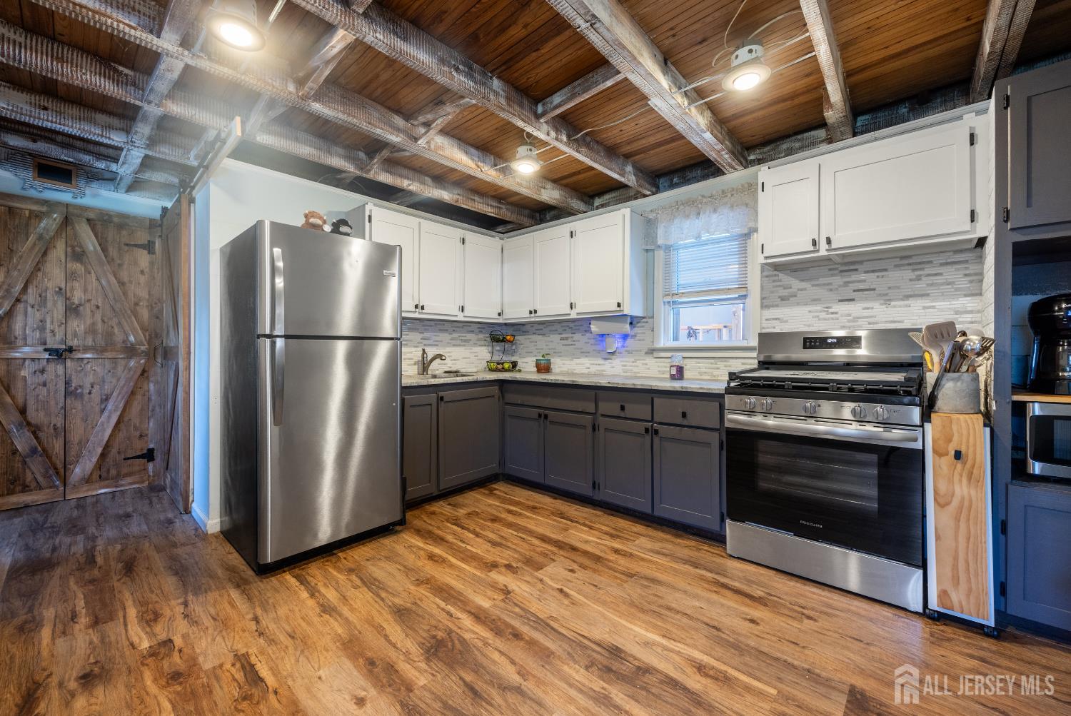 535 Lorillard Avenue