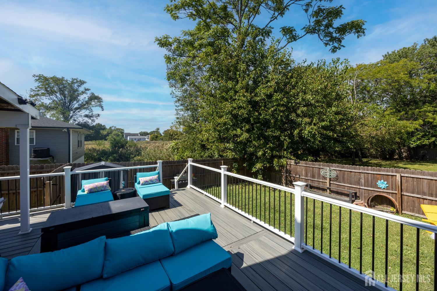 535 Lorillard Avenue