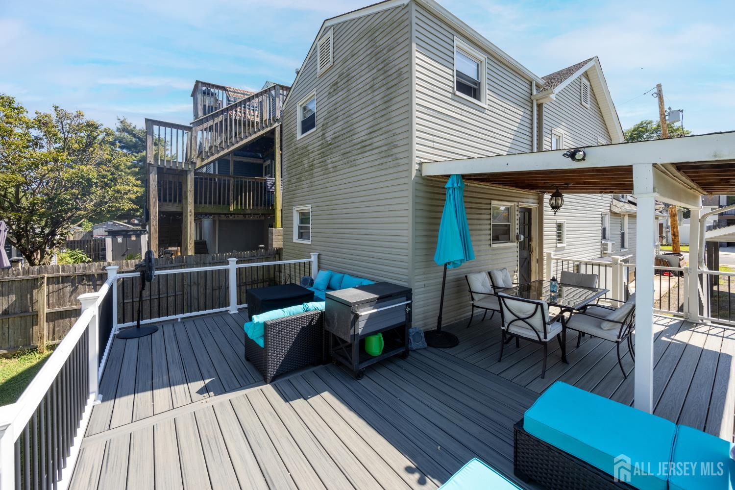 535 Lorillard Avenue