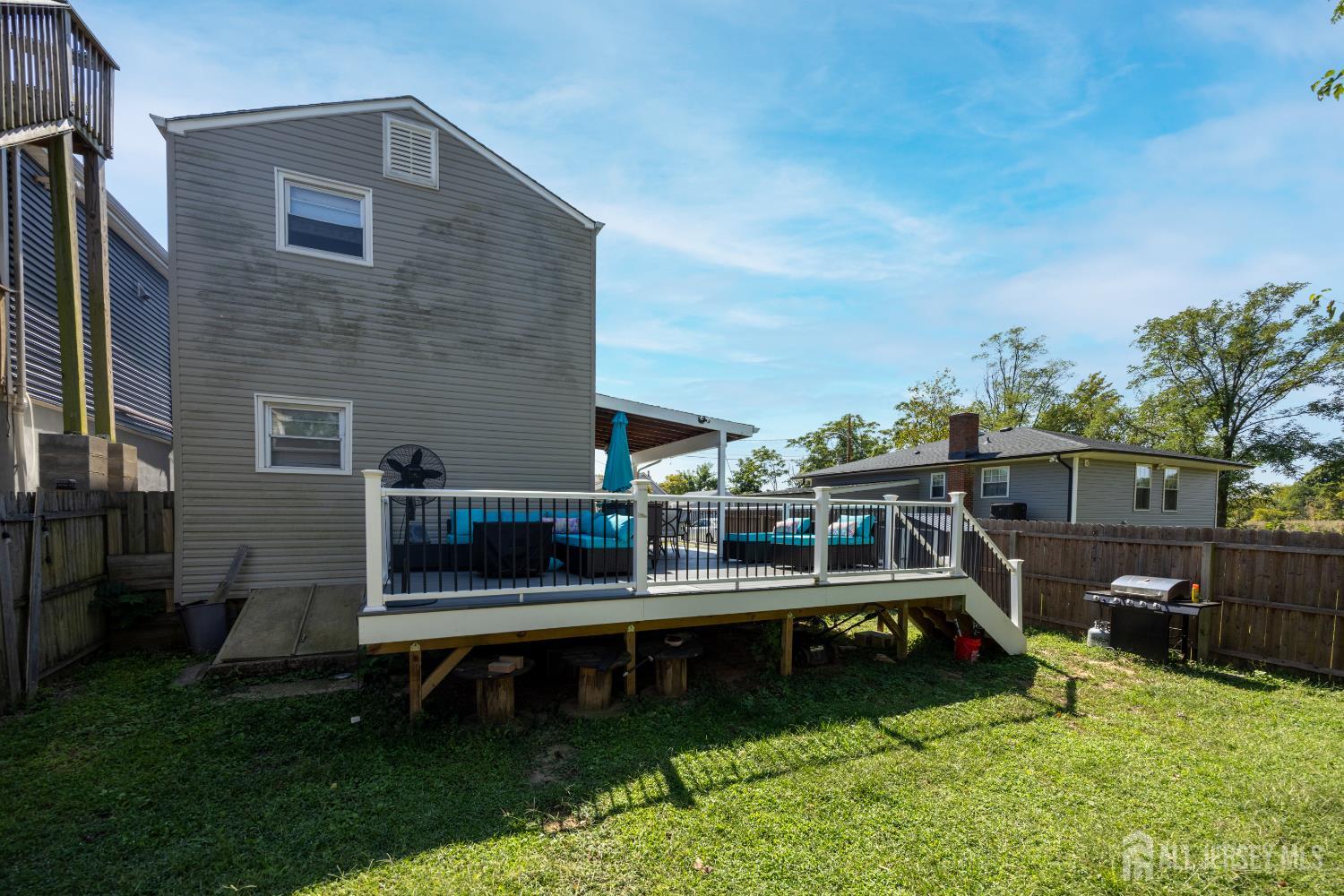 535 Lorillard Avenue